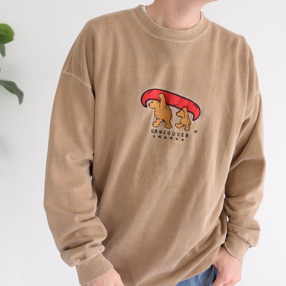 GGS Other - GGS Vintage Vancouver Canada with Bear Logo ~Tan	~Large